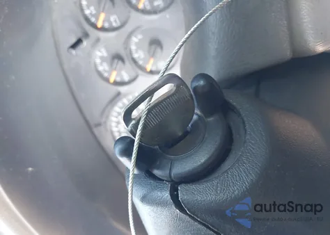 2003 Chevrolet Trailblazer Ls z USA, uszkodzony, nr VIN 1GNDS13SX32210152